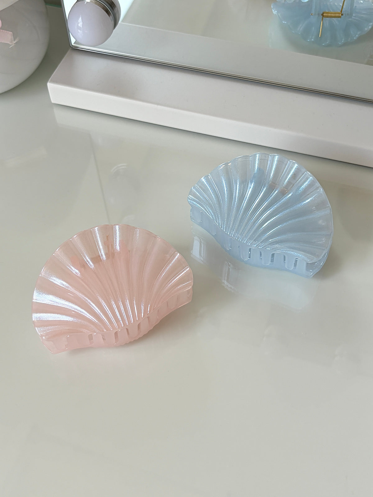 Seashell Hair Claw Clip