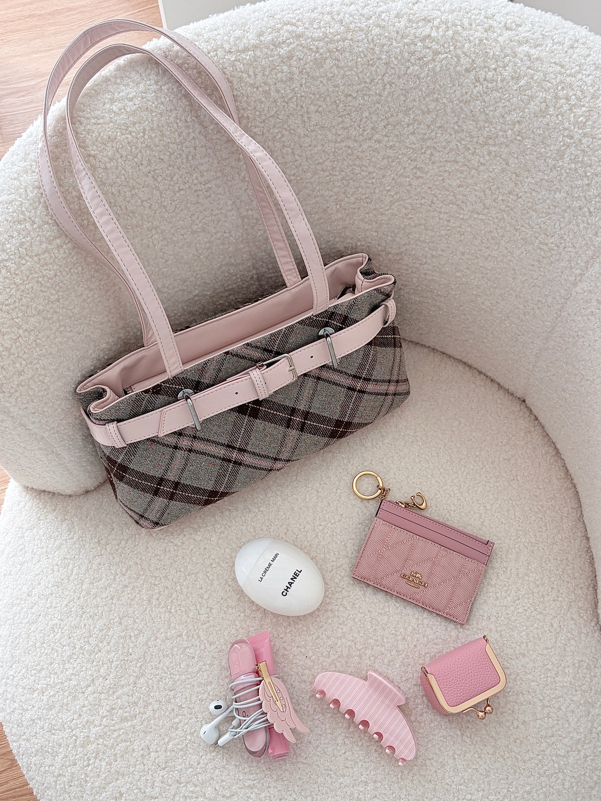 Dolly Check Shoulder Bag